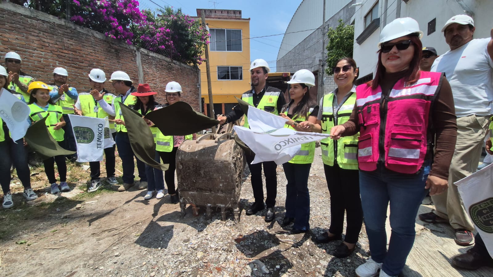 ARRANCA OBRA EN CALLE JACARANDAS, TEMIXCO